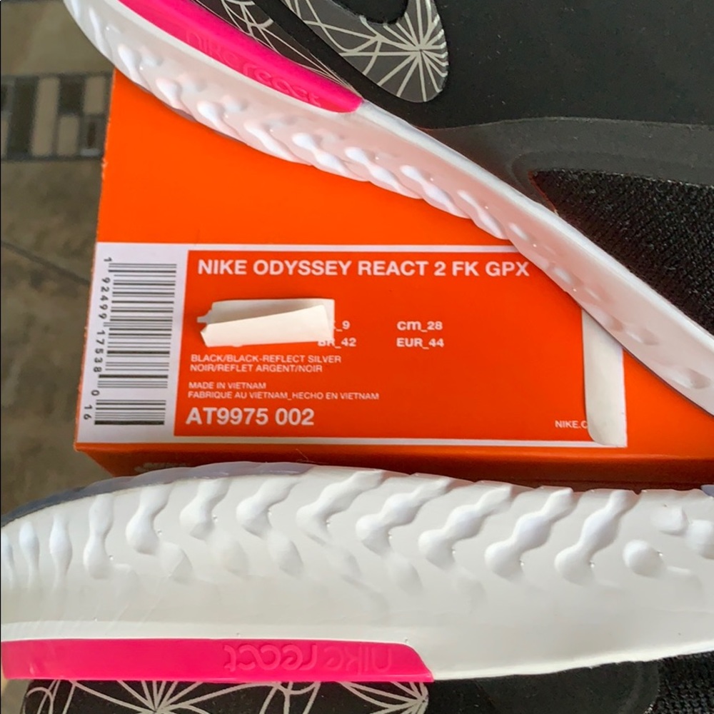 NIKE ODYSSEY REACT 2 FK GPX Black-Reflect SilverM - Picture 12 of 16